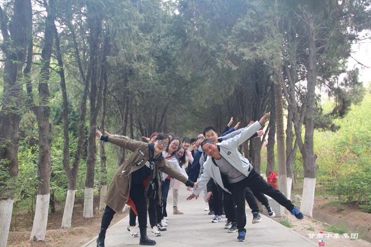 �T���L��